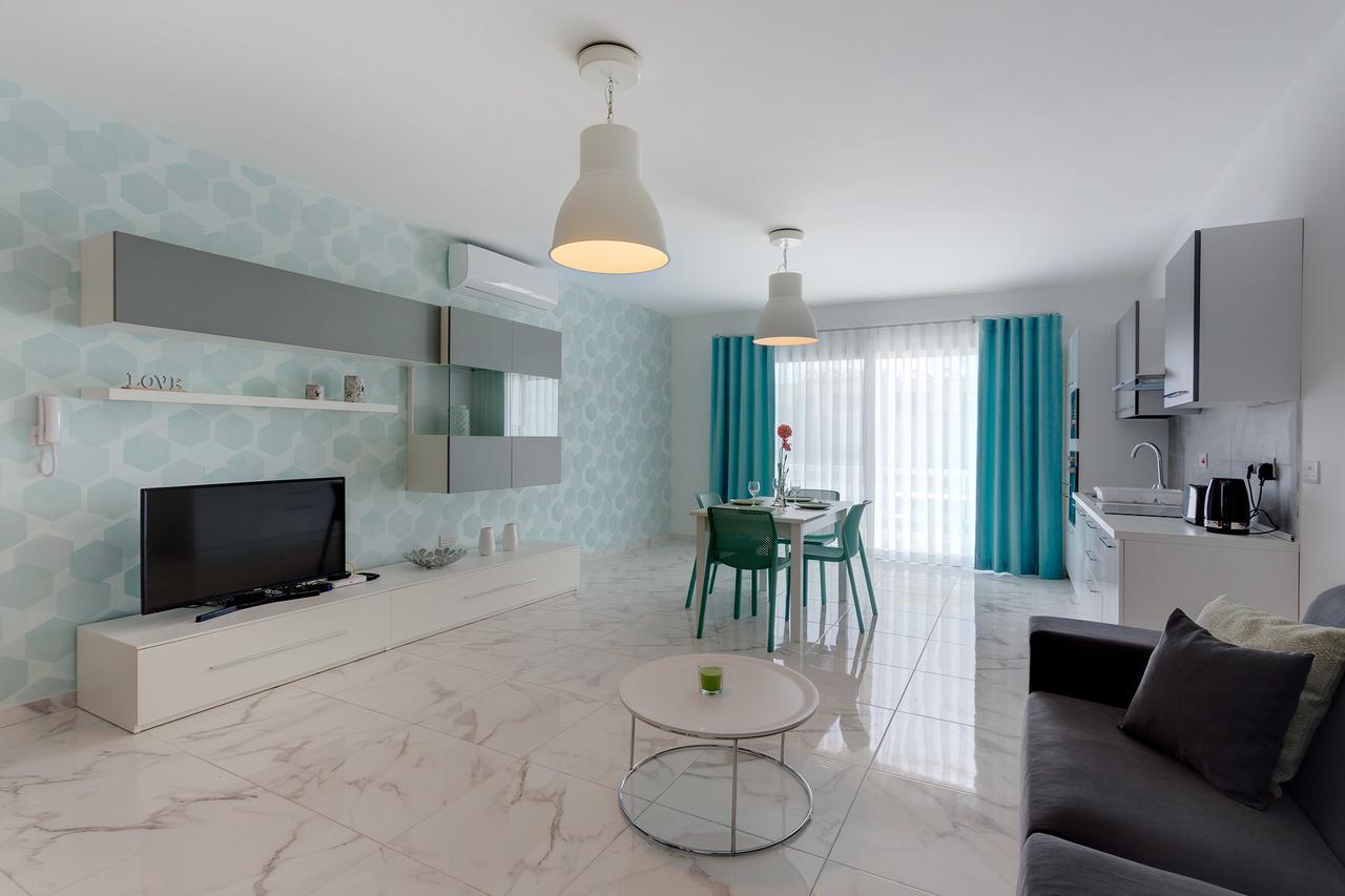 Marvelous 2 Bedroom Apartment By The Sea 卡瓦拉 外观 照片